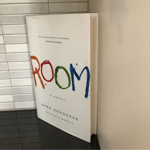 Room by Emma Donoghue hardcover - Picture 2 of 11